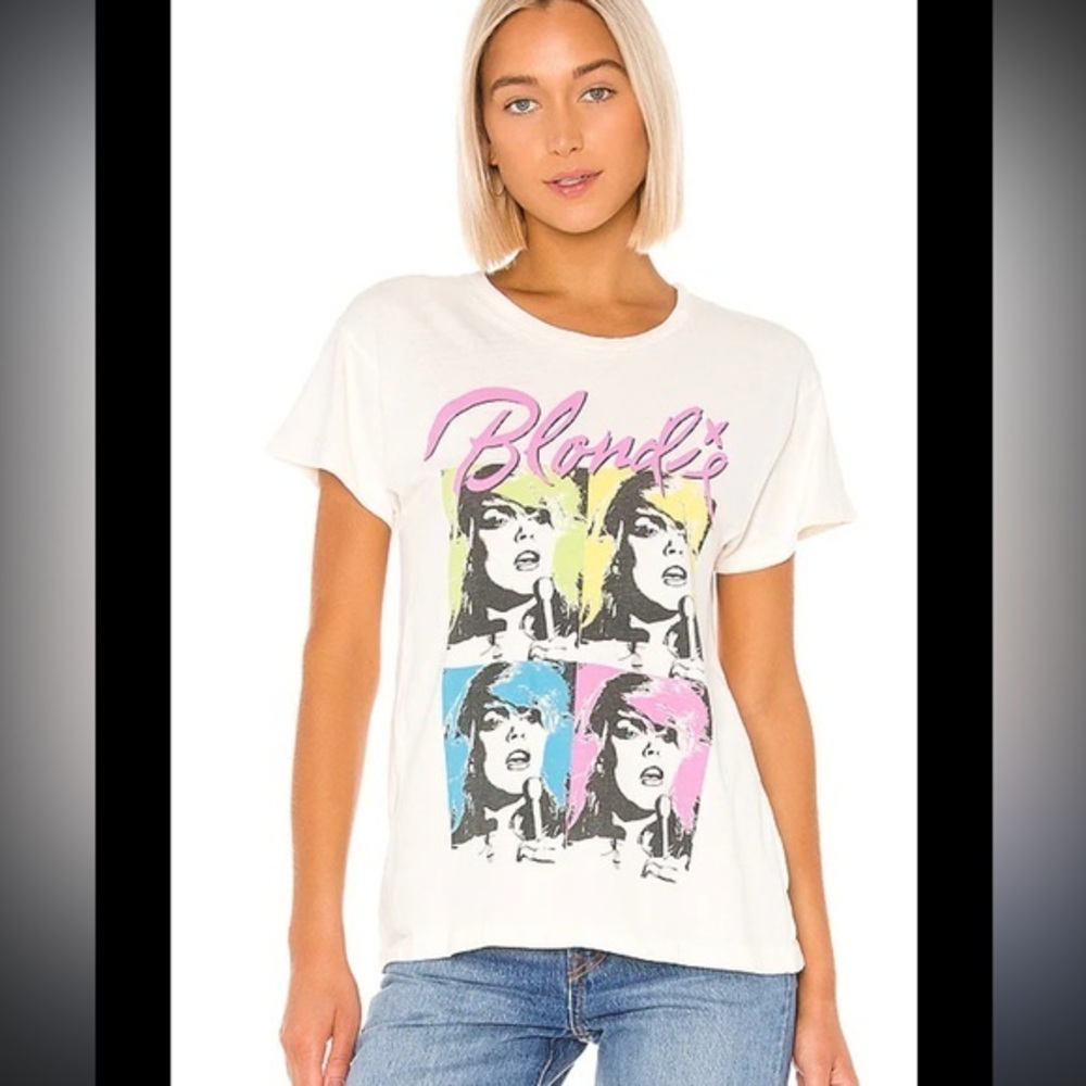 Blondie Pop Poster Tour Tee in Stone Vintage White
DAYDREAMER from revolve XSQ